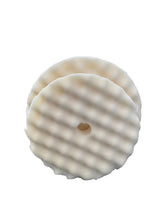 Load image into Gallery viewer, White Ultra Soft Waffle Finishing Pad 